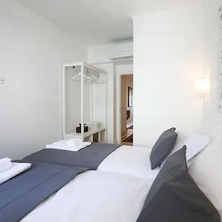 Luxury * Лісабон